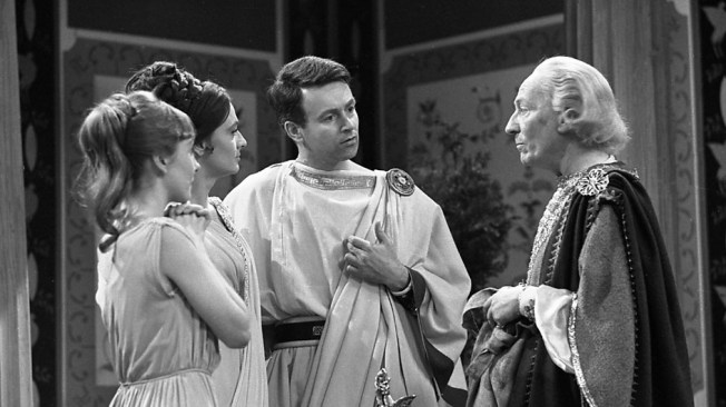 The TARDIS Crew in The Romans