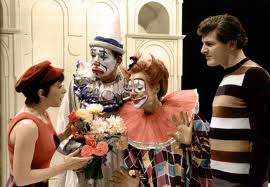 Dodo, Steven and the clowns