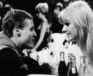 Ben and Polly in "The Inferno", the hottest nightclub in London