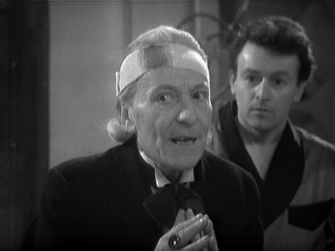 In The Edge of Destruction the Doctor wore a bandage which changed colour as the wound healed