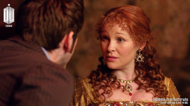 The Tenth Doctor with Joanna Page who appears as Queen Elizabeth I
